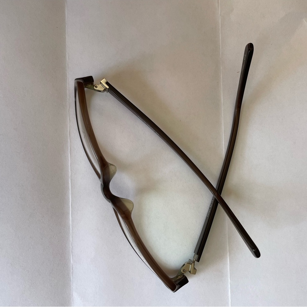 Chic Brown Rectangular Eyeglasses - image 2